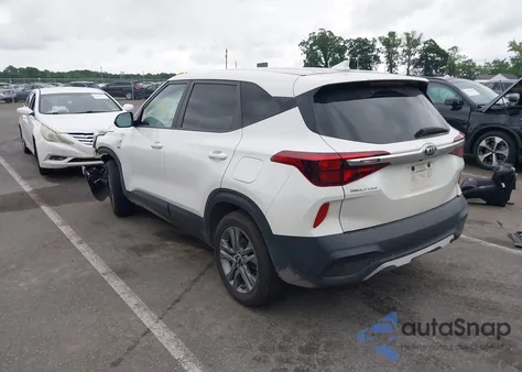 2021 Kia Seltos Lx z USA, uszkodzony, nr VIN KNDEPCAA5M7178171